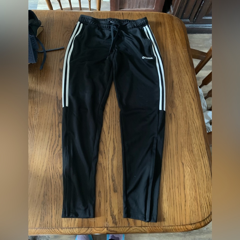 NWOT unisex Adidas track/soccer/athletic pants